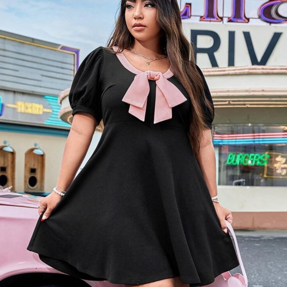 SHEIN Black Dress with Pink Bow - Picture 3 of 4